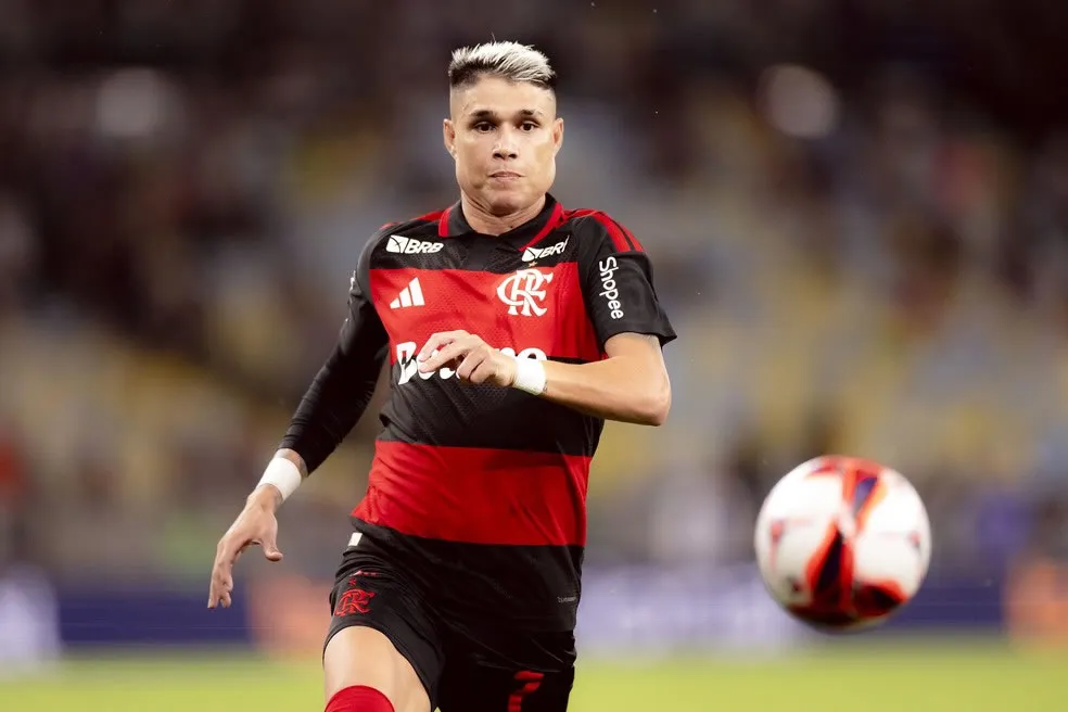 Mercado da Bola: Flamengo barra investida do Atlético-MG por Luiz Araújo e define futuro do atacante