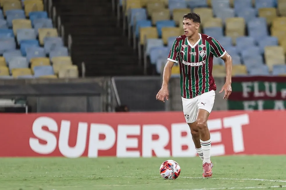 De "negociável" a pilar de Zubeldía: a ascensão meteórica de Facundo Bernal no Fluminense