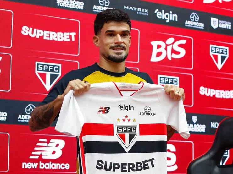 São Paulo corre para inscrever Cauly no Paulistão