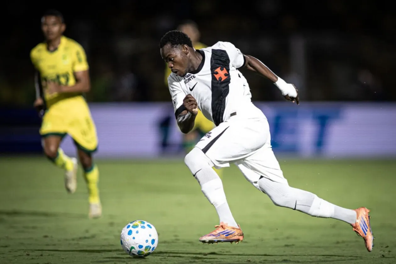 Andrés Gómez brilha no Vasco e vira peça-chave para a Copa do Mundo Andrés Gómez brilha no Vasco e vira peça-chave para a Copa do Mundo