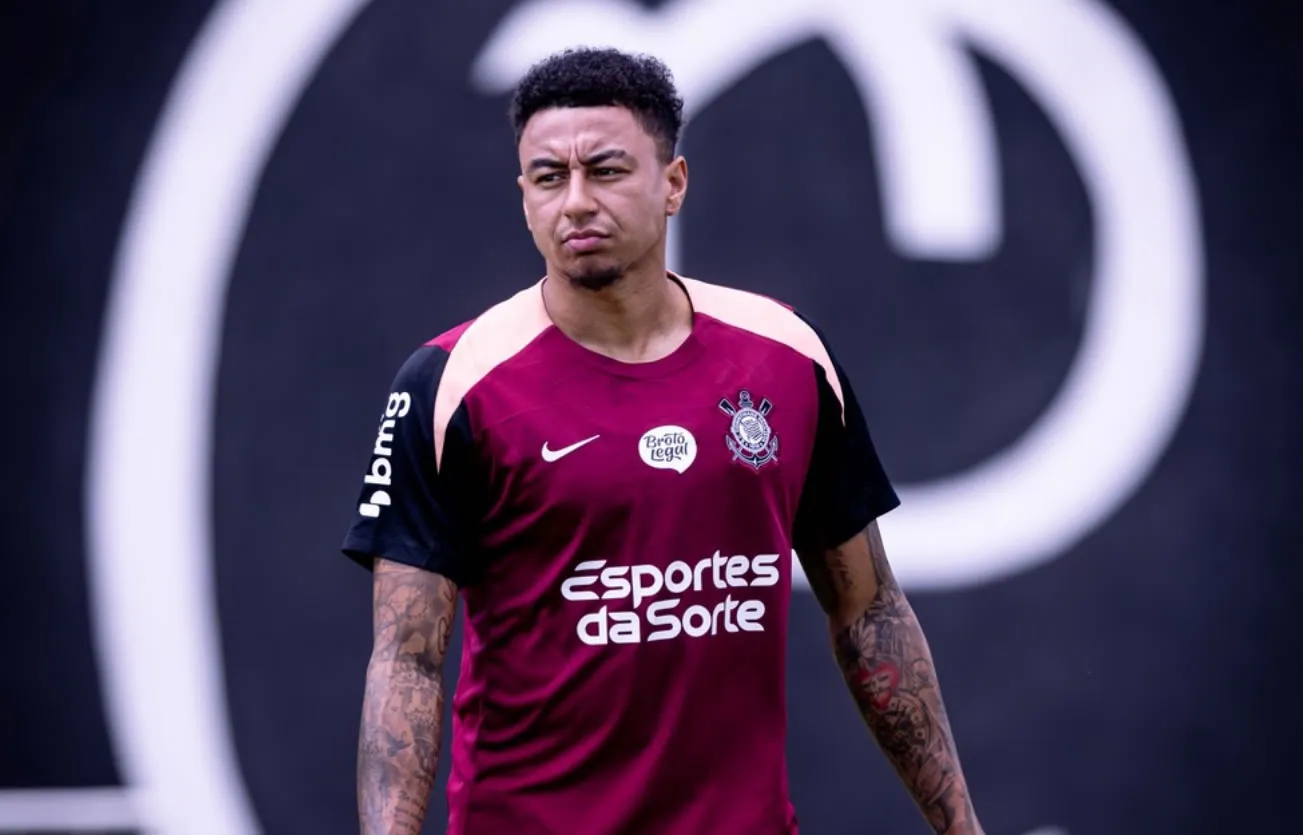 Corinthians freia ansiedade e adia estreia de Lingard no Brasileirão