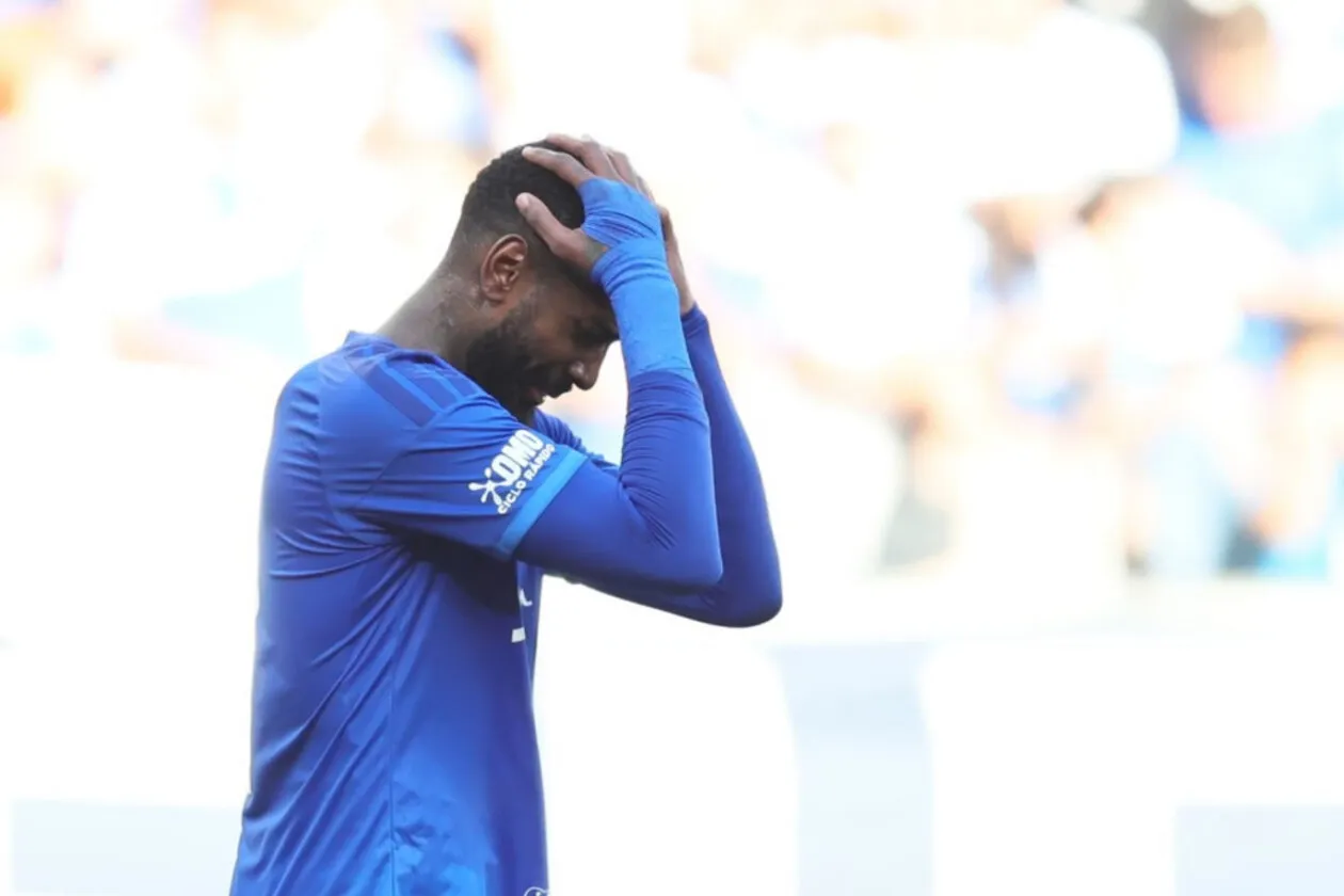 Crise no Cruzeiro: Artur Jorge assume o desafio de salvar a Raposa