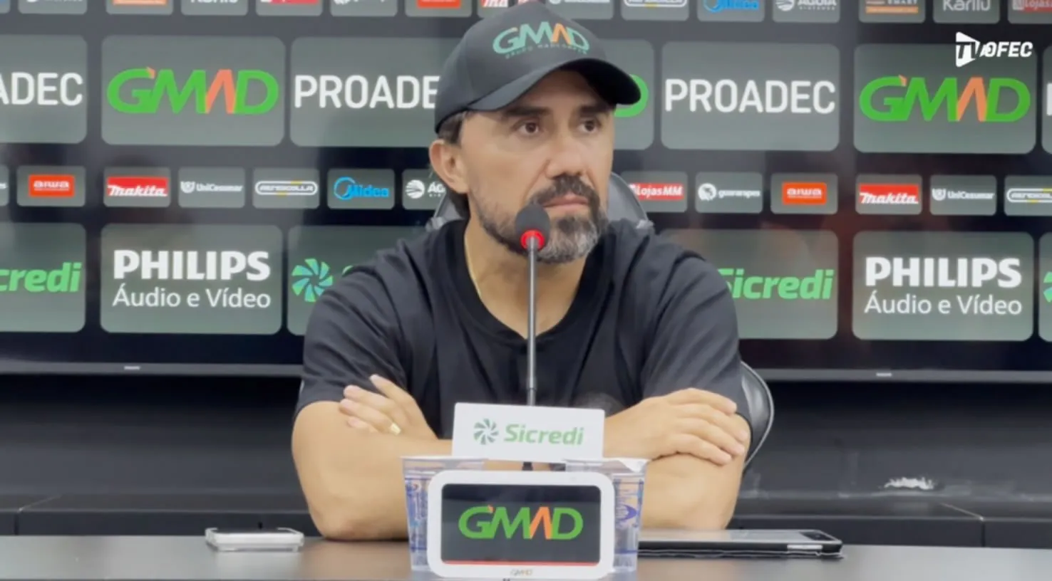 Operário-PR faz história: Luizinho Lopes completa 10 jogos invictos e fatura prêmio