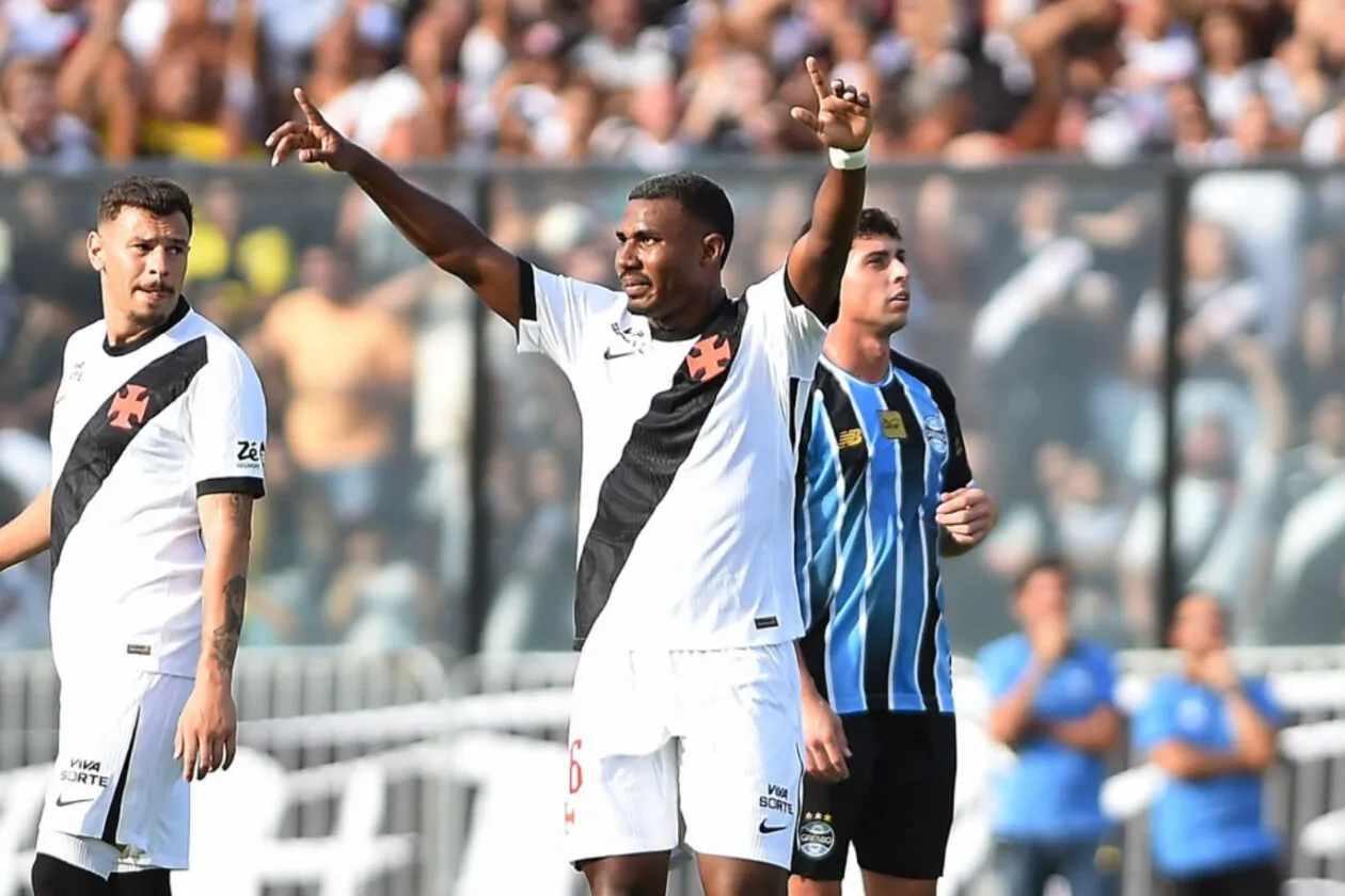 Cuiabano brilha no Vasco e vira alvo da Seleção após castigar Grêmio Cuiabano brilha no Vasco e vira alvo da Seleção após castigar Grêmio