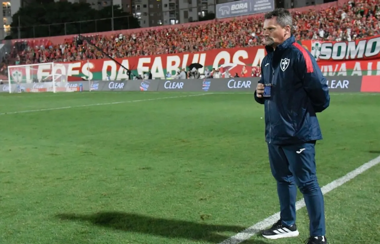 Fábio Matias Celebra Classificação da Portuguesa na Copa do Brasil: "Time Protagonista" e Força de Reação no Canindé