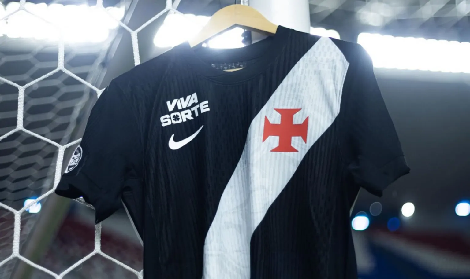 Milhões à vista? Vasco avança em acordo para mudar patrocinador