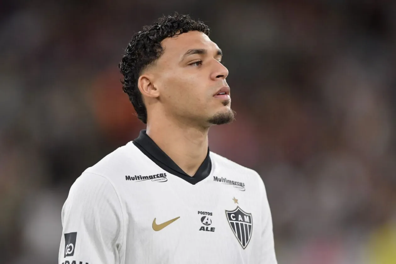 Victor Hugo brilha no Atlético-MG e revela mágoa com saída do Flamengo