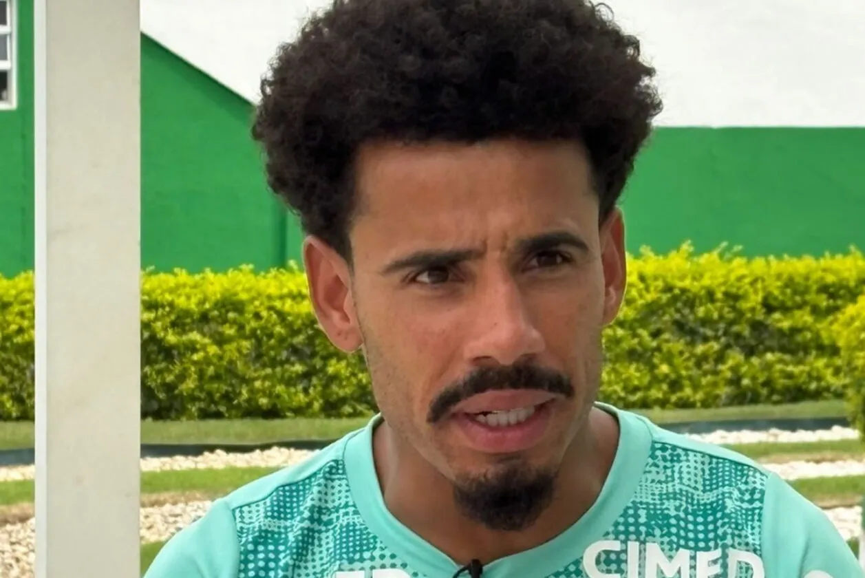 Lucas Evangelista no Palmeiras: a calmaria que surpreendeu Abel Ferreira Lucas Evangelista no Palmeiras: a calmaria que surpreendeu Abel Ferreira