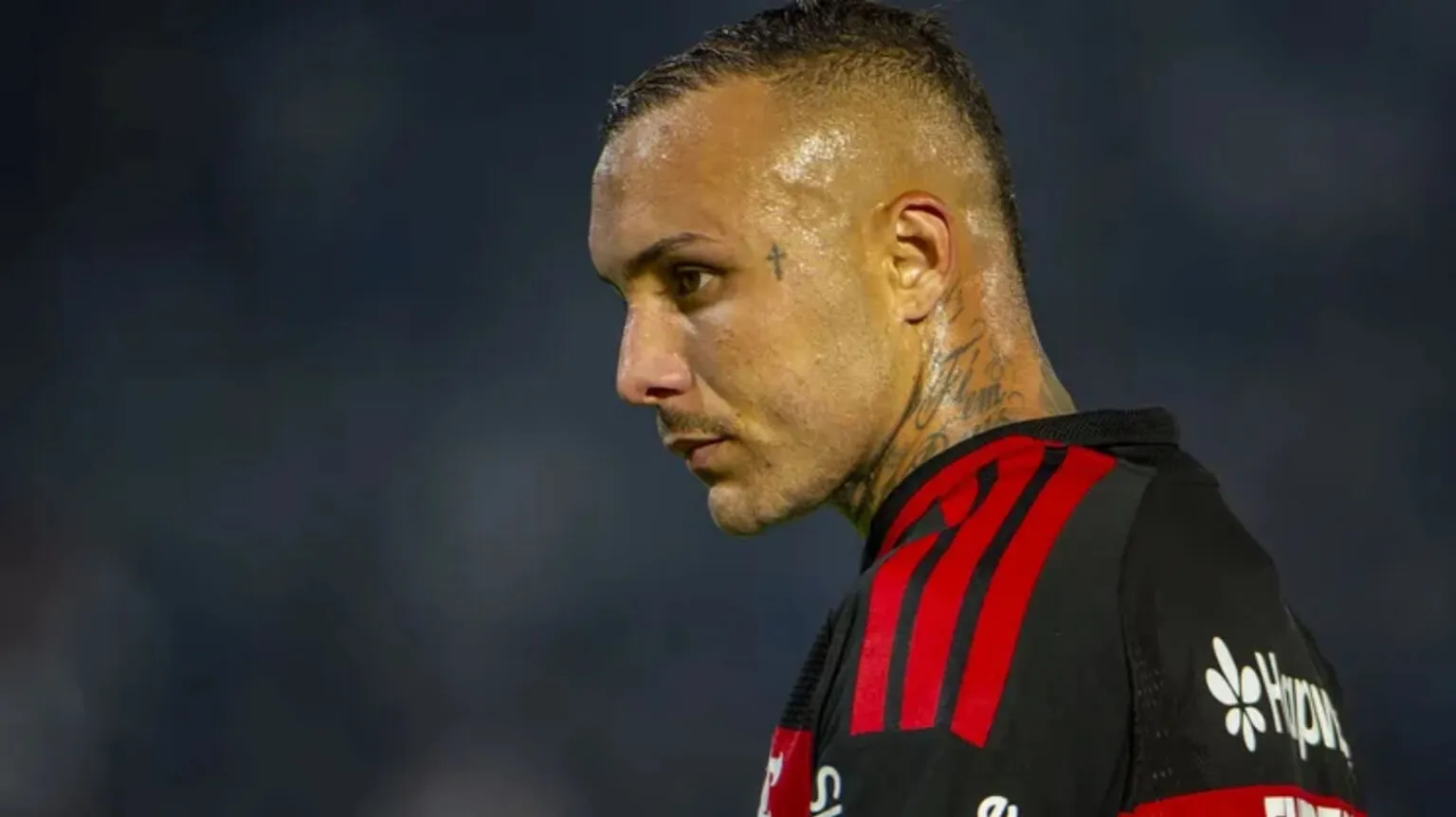 Reviravolta no Ninho: Flamengo toma decisão final sobre Everton Cebolinha