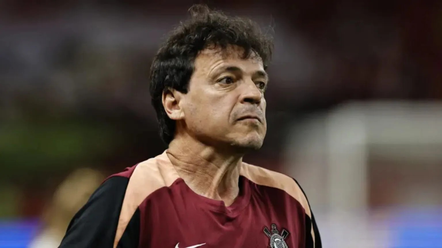 A declaração sincera de Diniz sobre a permanência de Memphis que agitou a Fiel A declaração sincera de Diniz sobre a permanência de Memphis que agitou a Fiel