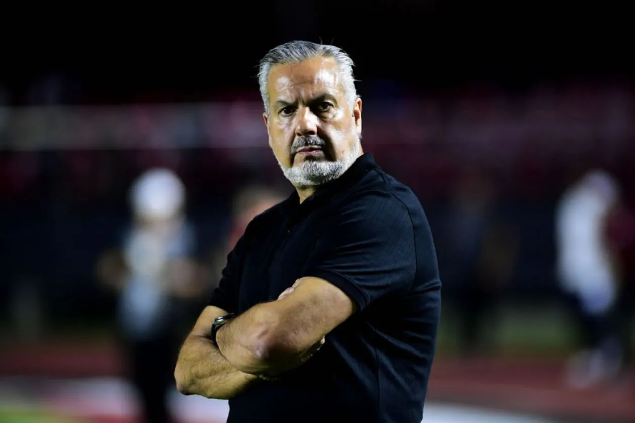 Recado direto: dirigente do Flamengo põe pé no freio e revela futuro de Almada