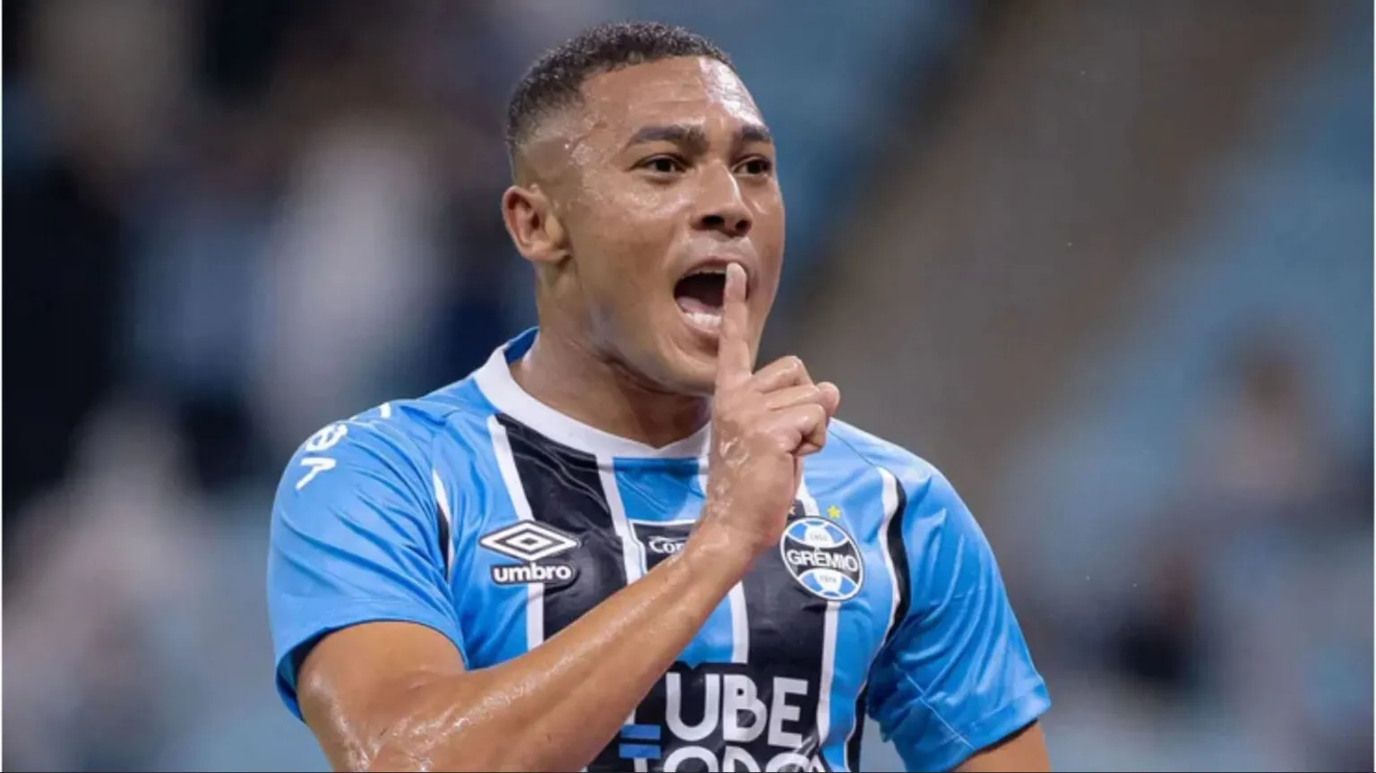 "Plano B definido": Corinthians mira Carlos Vinícius para vaga de Yuri Alberto no ataque