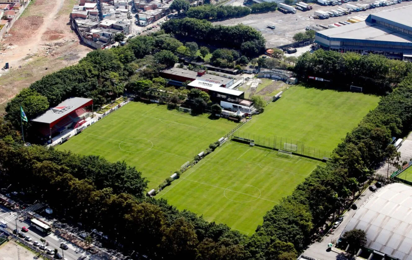 Motivo inesperado faz São Paulo mudar rotina de atletas afastados do elenco principal