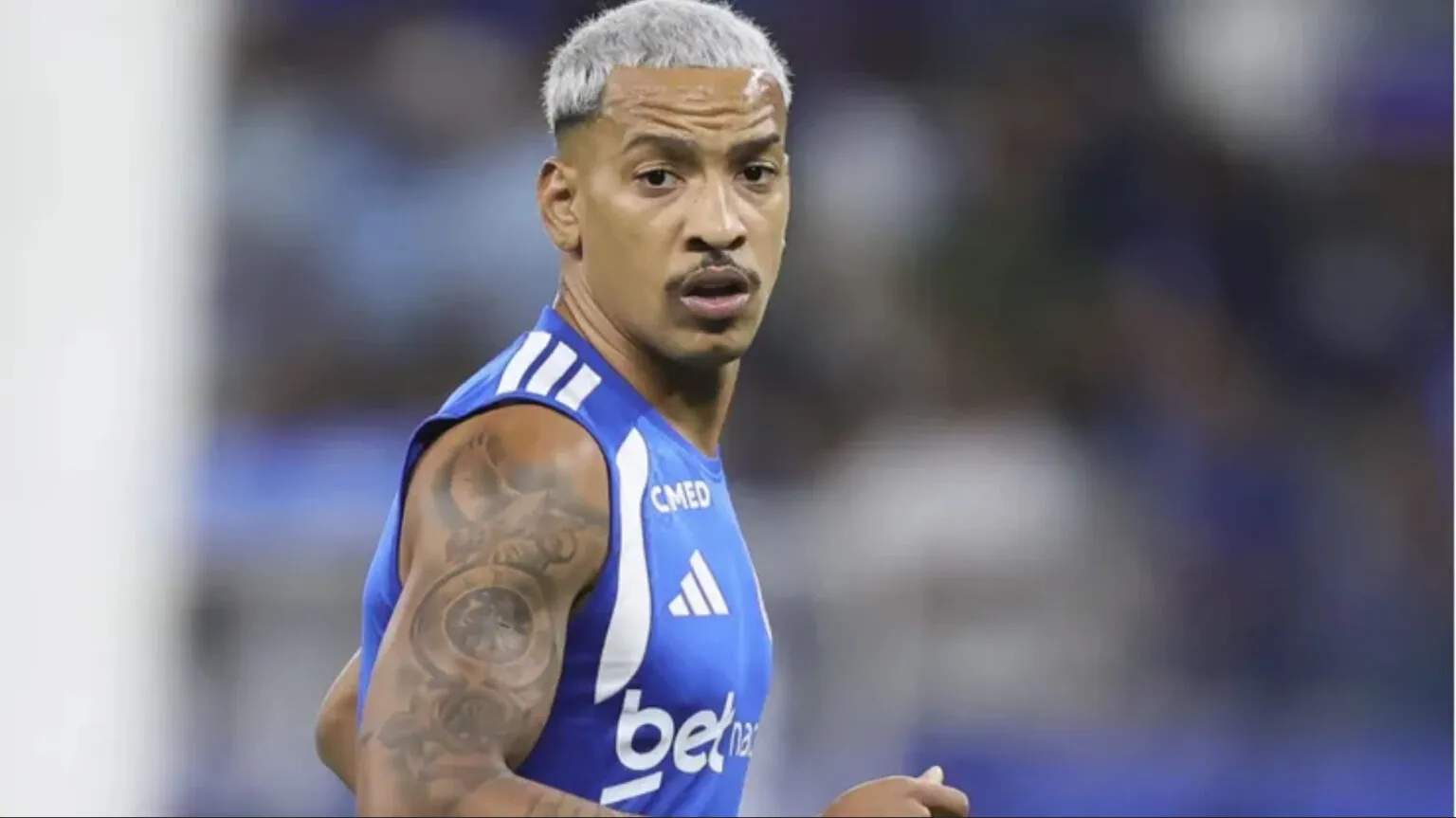 Bastidores esquentam no Cruzeiro: Matheus Pereira perde a paciência após empate